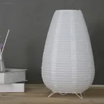 eclairage-japonais-akari-long-en-papier éclairage japonais Akari long en papier