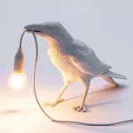 lampe-corbeau-en-metal lampe corbeau en métal