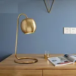 lampe-de-bureau-doree Lampe de Bureau Dorée