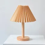 lampe-de-chevet-moderne-en-bois lampe de chevet moderne en bois